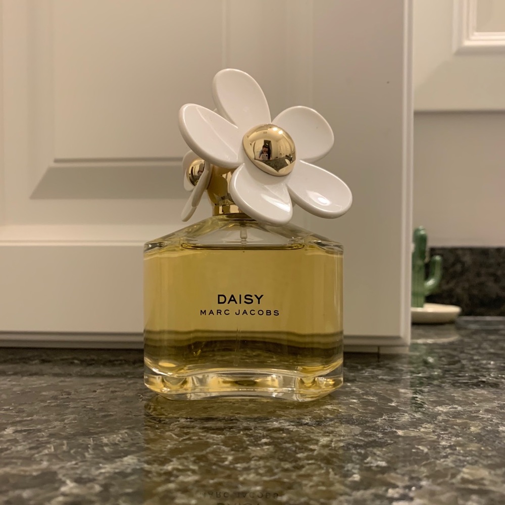 Daisy by Marc Jacobs